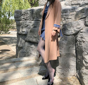 黑人玩欧美三根一起进_1080高清迅雷在线观看