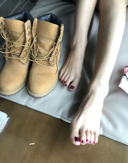 欧美制服丝袜网站_完整版电影在线观看