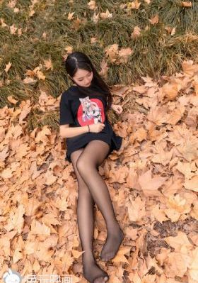 欧美露b美女图片_BD韩语在线观看高清