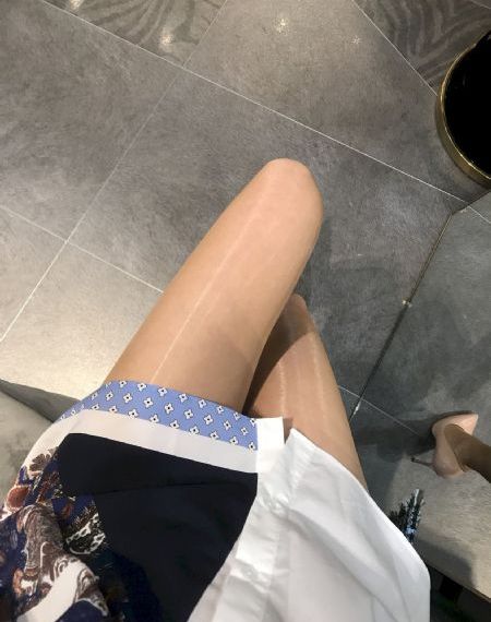 两个人的视频大全免费_剧情片在线视频观看