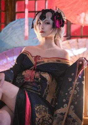 国产电脑制造商股票_超清影视在线观看